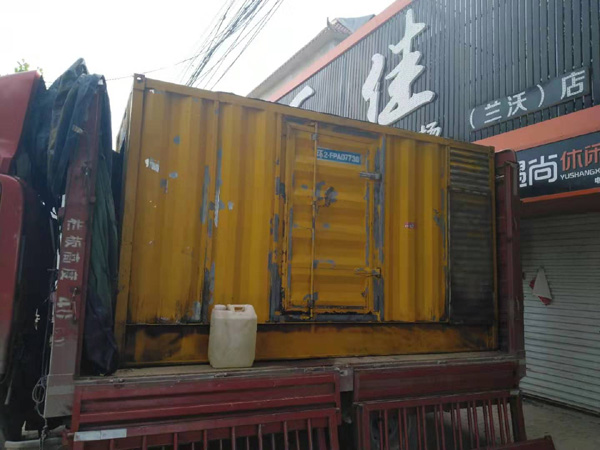 中方发电机组功率与使用时间之间的关系