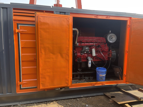 中方哪些因素会影响 200KW 柴油发电机的燃油消耗率？