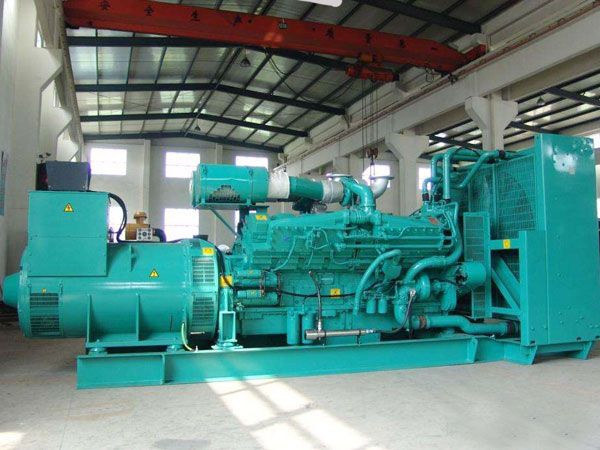 中方影响800KW发电机组油耗的因素有哪些？